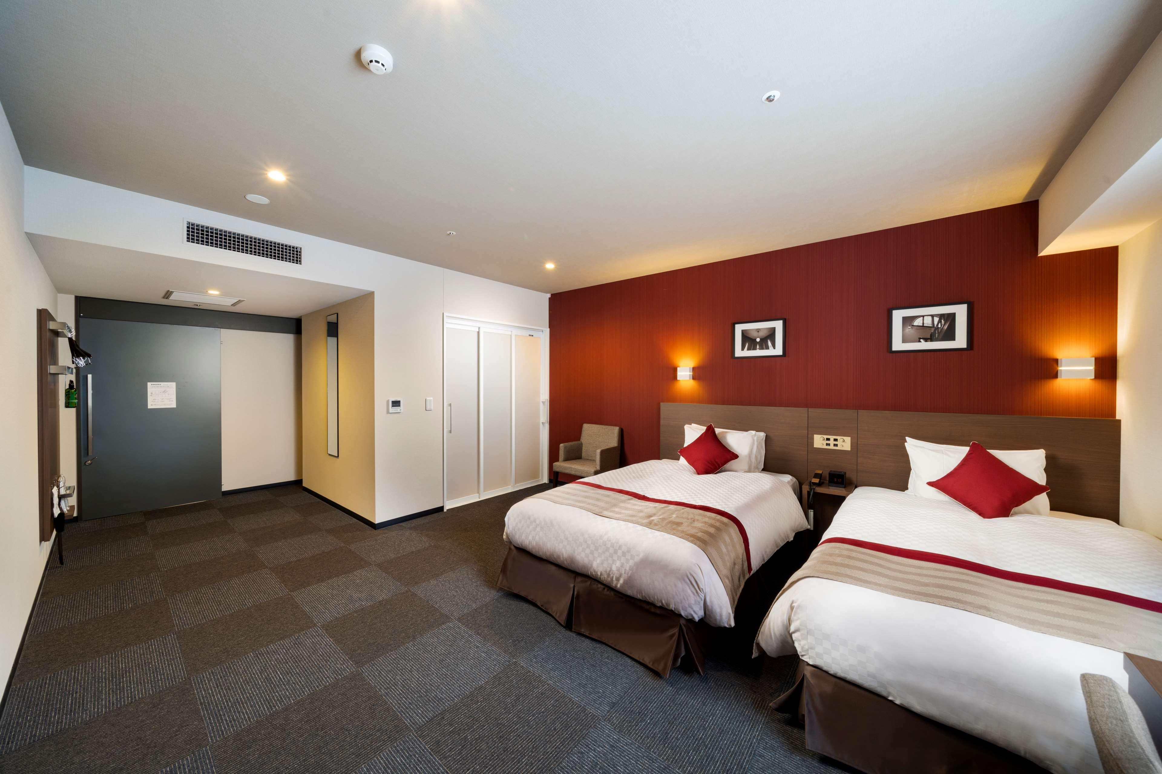 Best Western Plus Fukuoka Tenjin-Minami Bagian luar foto